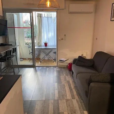 Les Oliviers Apartment